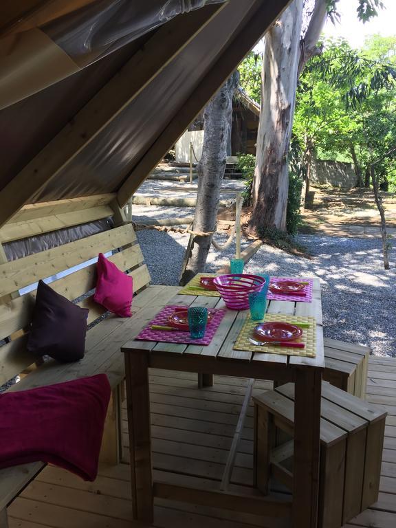 Camping Les Orangers San-Martino-di-Lota Rum bild