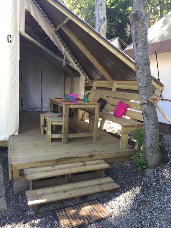 Camping Les Orangers San-Martino-di-Lota Rum bild